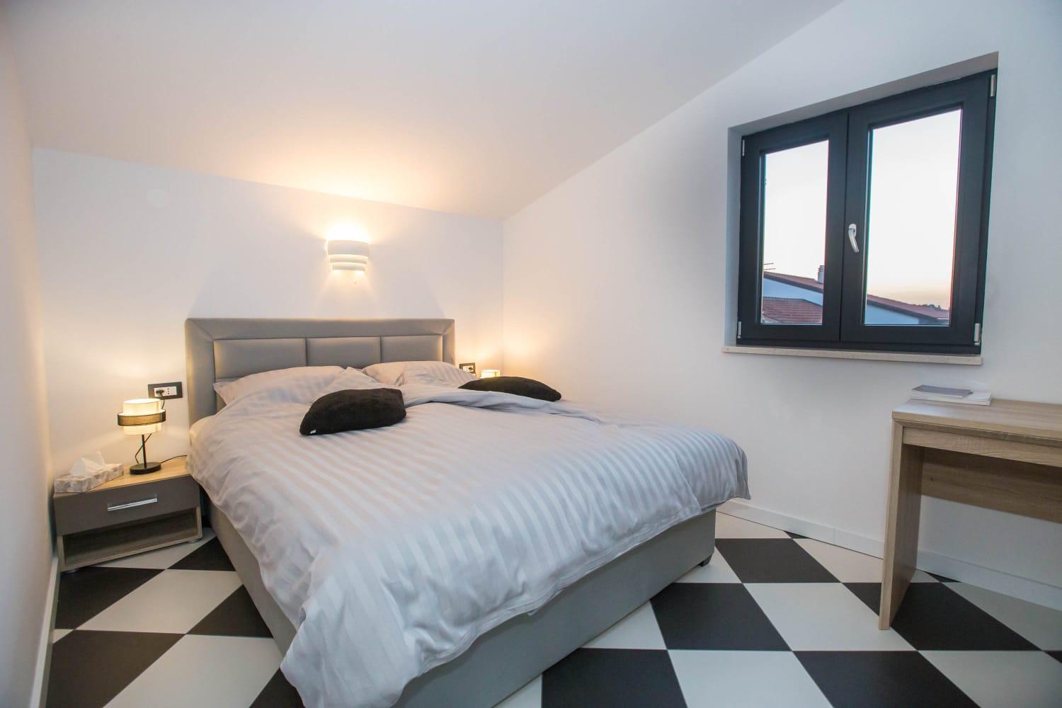 Black & White Apartment רוביני מראה חיצוני תמונה